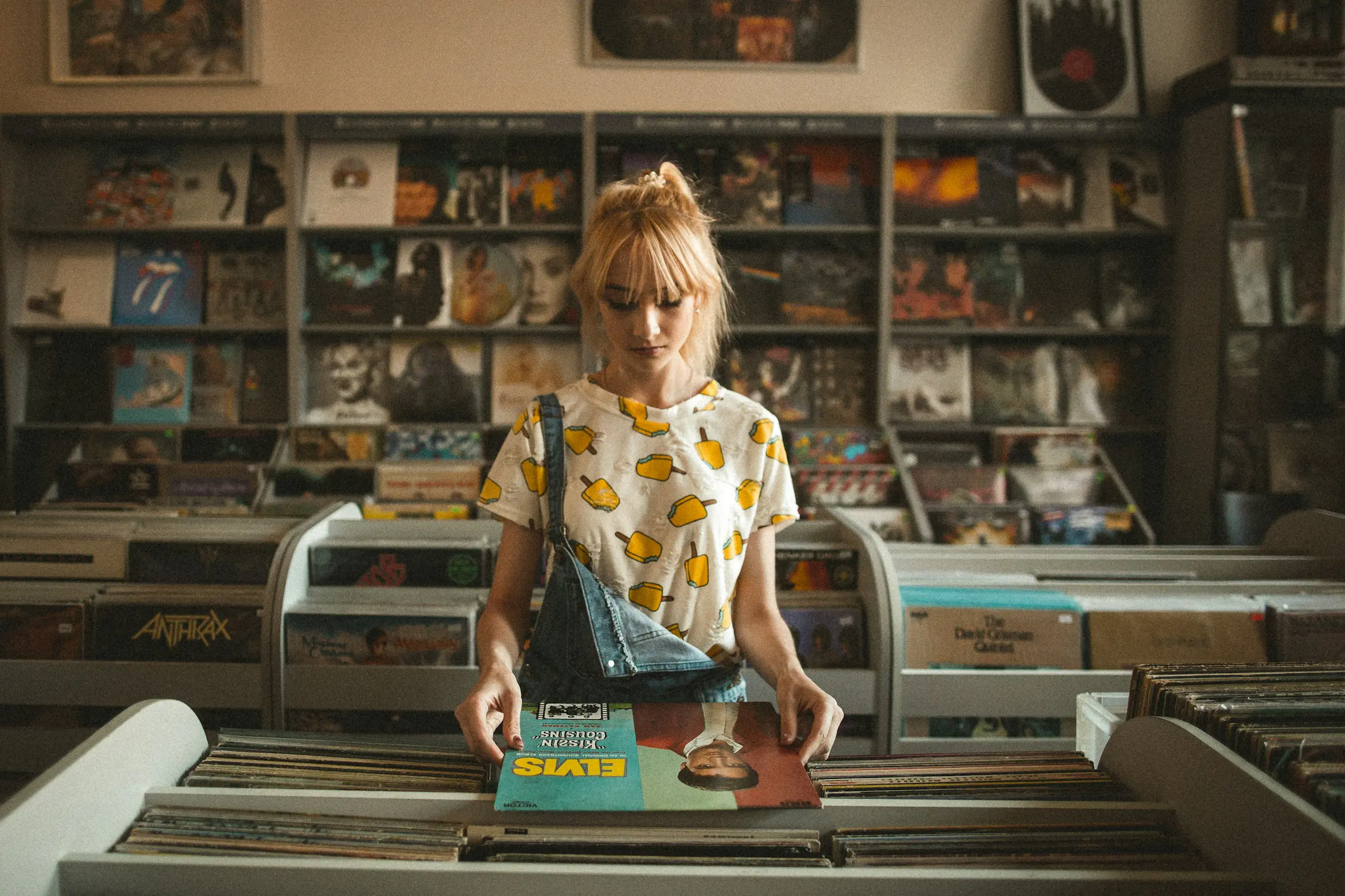 Top Tips for Starting Your Own Vinyl Shop (and Succeeding)